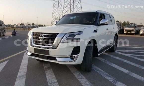 Nunua Imported Nissan Patrol Nyeupe Gari ndani ya Import - Dubai nchini Bujumbura Nunua Imported Nissan Patrol Nyeupe Gari ndani ya Import - Dubai nchini Bujumbura