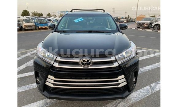 Acheter Import Voiture Toyota Highlander Noir à Import - Dubai, Bujumbura Acheter Import Voiture Toyota Highlander Noir à Import - Dubai, Bujumbura