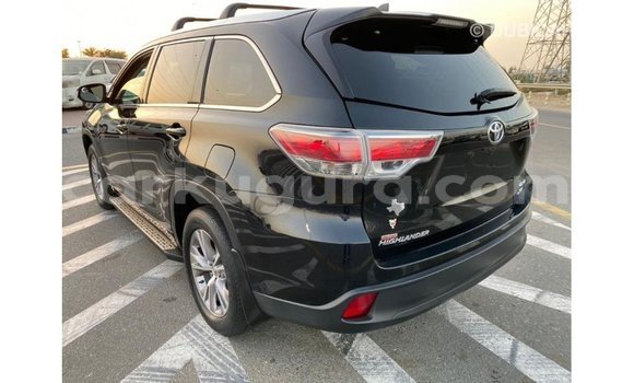Acheter Import Voiture Toyota Highlander Noir à Import - Dubai, Bujumbura Acheter Import Voiture Toyota Highlander Noir à Import - Dubai, Bujumbura