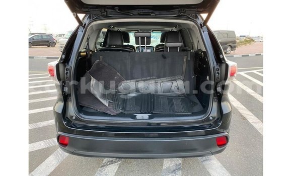 Acheter Import Voiture Toyota Highlander Noir à Import - Dubai, Bujumbura Acheter Import Voiture Toyota Highlander Noir à Import - Dubai, Bujumbura