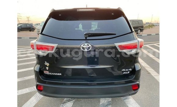 Acheter Import Voiture Toyota Highlander Noir à Import - Dubai, Bujumbura Acheter Import Voiture Toyota Highlander Noir à Import - Dubai, Bujumbura