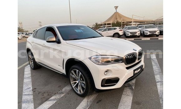Acheter Import Voiture BMW X6 Blanc à Import - Dubai, Bujumbura