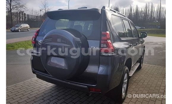 Nunua Imported Toyota Prado Nyeusi Gari ndani ya Import - Dubai nchini Bujumbura Nunua Imported Toyota Prado Nyeusi Gari ndani ya Import - Dubai nchini Bujumbura