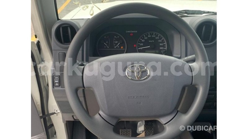 Big with watermark toyota land cruiser bujumbura import dubai 4789