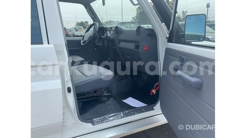 Big with watermark toyota land cruiser bujumbura import dubai 4789