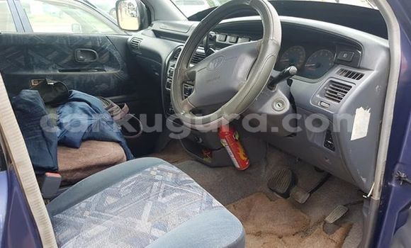 Acheter Occasion Voiture Toyota Noah Autre à Bujumbura, Bujumbura Acheter Occasion Voiture Toyota Noah Autre à Bujumbura, Bujumbura