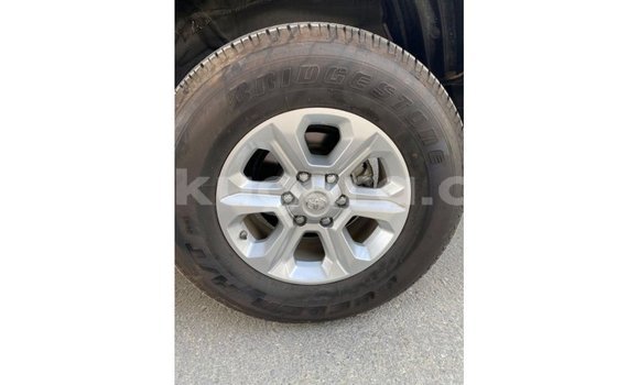 Acheter Import Voiture Toyota 4Runner Blanc à Import - Dubai, Bujumbura Acheter Import Voiture Toyota 4Runner Blanc à Import - Dubai, Bujumbura