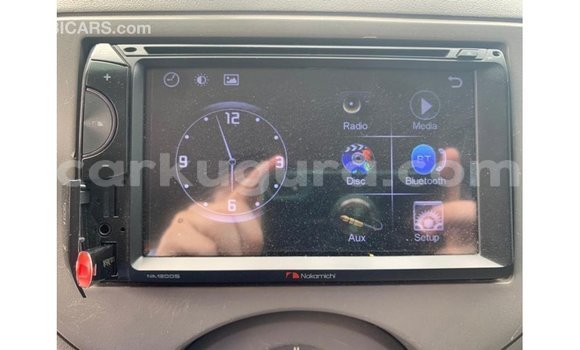 Nunua Imported Nissan Sunny Nyeupe Gari ndani ya Import - Dubai nchini Bujumbura Nunua Imported Nissan Sunny Nyeupe Gari ndani ya Import - Dubai nchini Bujumbura