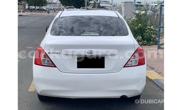 Nunua Imported Nissan Sunny Nyeupe Gari ndani ya Import - Dubai nchini Bujumbura Nunua Imported Nissan Sunny Nyeupe Gari ndani ya Import - Dubai nchini Bujumbura