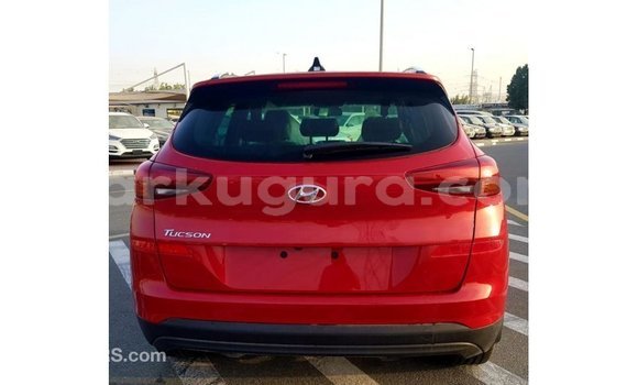 Acheter Import Voiture Hyundai Tucson Rouge à Import - Dubai, Bujumbura Acheter Import Voiture Hyundai Tucson Rouge à Import - Dubai, Bujumbura