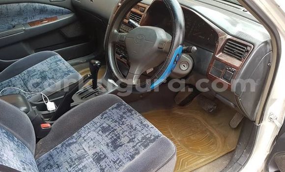 Acheter Occasion Voiture Toyota Corona Blanc à Bujumbura, Bujumbura Acheter Occasion Voiture Toyota Corona Blanc à Bujumbura, Bujumbura