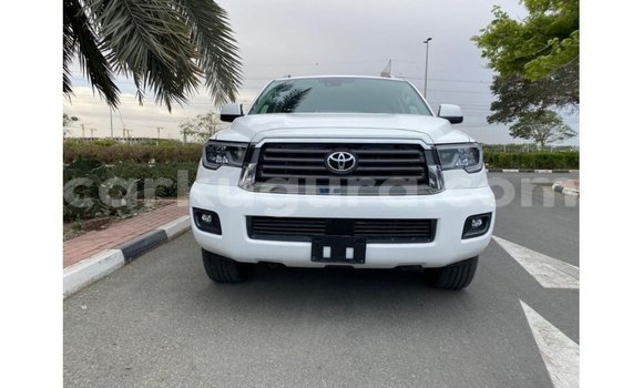 Acheter Import Voiture Toyota Sequoia Blanc à Import - Dubai, Bujumbura Acheter Import Voiture Toyota Sequoia Blanc à Import - Dubai, Bujumbura