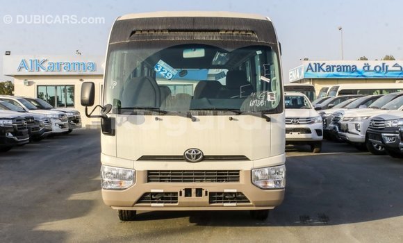 Nunua Imported Toyota Coaster Nyeupe Gari ndani ya Import - Dubai nchini Bujumbura Nunua Imported Toyota Coaster Nyeupe Gari ndani ya Import - Dubai nchini Bujumbura