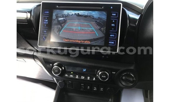 Acheter Import Voiture Toyota Hilux Autre à Import - Dubai, Bujumbura Acheter Import Voiture Toyota Hilux Autre à Import - Dubai, Bujumbura