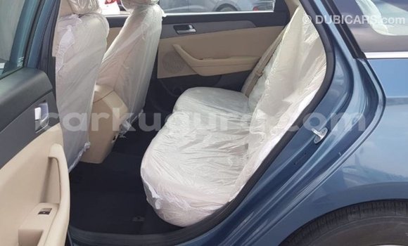 Buy Import Hyundai Sonata Blue Car in Import - Dubai in Bujumbura Buy Import Hyundai Sonata Blue Car in Import - Dubai in Bujumbura