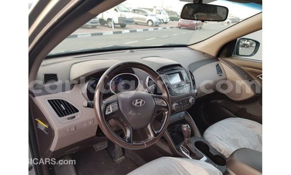 Nunua Imported Hyundai Tucson Nyingine Gari ndani ya Import - Dubai nchini Bujumbura Nunua Imported Hyundai Tucson Nyingine Gari ndani ya Import - Dubai nchini Bujumbura