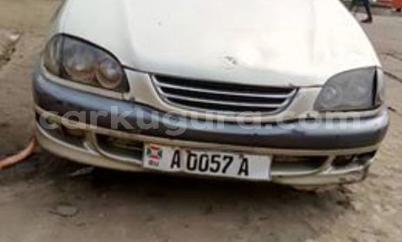 Acheter Occasion Voiture Toyota Avensis Gris à Bujumbura, Bujumbura Acheter Occasion Voiture Toyota Avensis Gris à Bujumbura, Bujumbura
