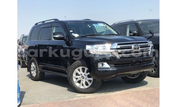 Acheter Import Voiture Toyota Land Cruiser Noir à Import - Dubai, Bujumbura Acheter Import Voiture Toyota Land Cruiser Noir à Import - Dubai, Bujumbura