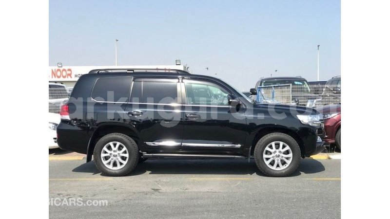 Big with watermark toyota land cruiser bujumbura import dubai 4824