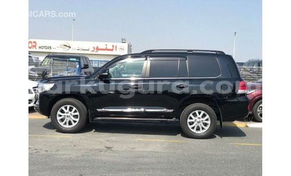 Acheter Import Voiture Toyota Land Cruiser Noir à Import - Dubai, Bujumbura Acheter Import Voiture Toyota Land Cruiser Noir à Import - Dubai, Bujumbura