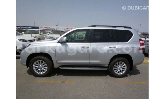Nunua Imported Toyota Prado Nyingine Gari ndani ya Import - Dubai nchini Bujumbura Nunua Imported Toyota Prado Nyingine Gari ndani ya Import - Dubai nchini Bujumbura