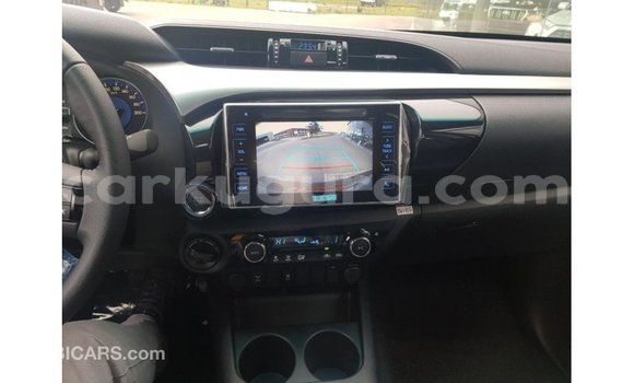 Acheter Import Voiture Toyota Hilux Autre à Import - Dubai, Bujumbura Acheter Import Voiture Toyota Hilux Autre à Import - Dubai, Bujumbura