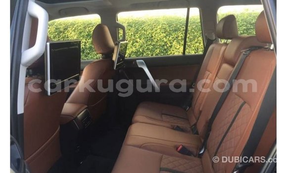 Nunua Imported Toyota Prado Nyeusi Gari ndani ya Import - Dubai nchini Bujumbura Nunua Imported Toyota Prado Nyeusi Gari ndani ya Import - Dubai nchini Bujumbura