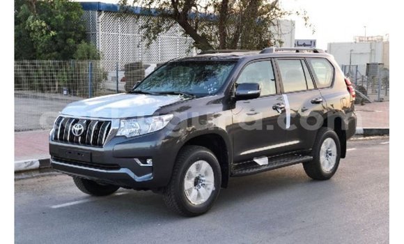 Nunua Imported Toyota Prado Nyeusi Gari ndani ya Import - Dubai nchini Bujumbura Nunua Imported Toyota Prado Nyeusi Gari ndani ya Import - Dubai nchini Bujumbura