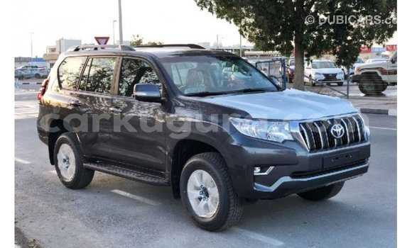 Nunua Imported Toyota Prado Nyeusi Gari ndani ya Import - Dubai nchini Bujumbura Nunua Imported Toyota Prado Nyeusi Gari ndani ya Import - Dubai nchini Bujumbura