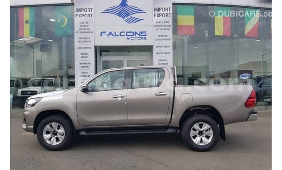 Nunua Imported Toyota Hilux Nyingine Gari ndani ya Import - Dubai nchini Bujumbura Nunua Imported Toyota Hilux Nyingine Gari ndani ya Import - Dubai nchini Bujumbura