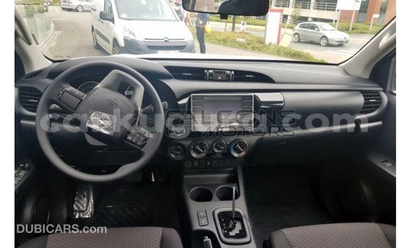 Nunua Imported Toyota Hilux Nyingine Gari ndani ya Import - Dubai nchini Bujumbura Nunua Imported Toyota Hilux Nyingine Gari ndani ya Import - Dubai nchini Bujumbura