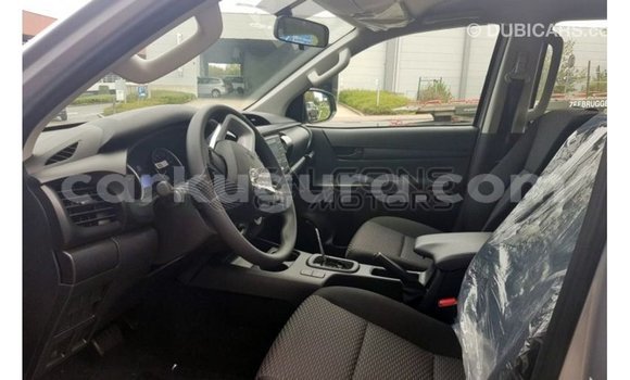 Nunua Imported Toyota Hilux Nyingine Gari ndani ya Import - Dubai nchini Bujumbura Nunua Imported Toyota Hilux Nyingine Gari ndani ya Import - Dubai nchini Bujumbura
