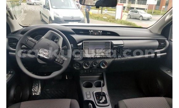 Nunua Imported Toyota Hilux Nyingine Gari ndani ya Import - Dubai nchini Bujumbura Nunua Imported Toyota Hilux Nyingine Gari ndani ya Import - Dubai nchini Bujumbura