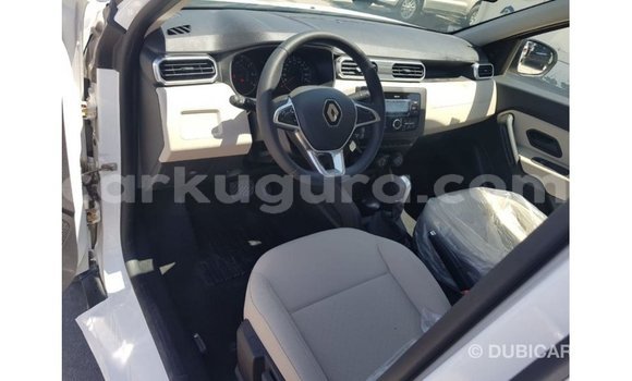 Nunua Imported Renault 19 Nyeupe Gari ndani ya Import - Dubai nchini Bujumbura Nunua Imported Renault 19 Nyeupe Gari ndani ya Import - Dubai nchini Bujumbura