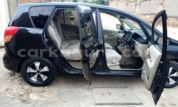 Acheter Occasion Voiture Toyota Spacio Noir à Bujumbura, Bujumbura Acheter Occasion Voiture Toyota Spacio Noir à Bujumbura, Bujumbura