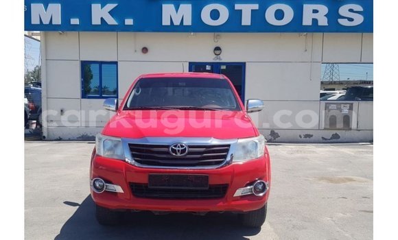 Acheter Import Voiture Toyota Hilux Rouge à Import - Dubai, Bujumbura Acheter Import Voiture Toyota Hilux Rouge à Import - Dubai, Bujumbura