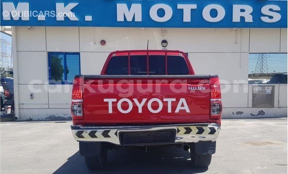 Acheter Import Voiture Toyota Hilux Rouge à Import - Dubai, Bujumbura Acheter Import Voiture Toyota Hilux Rouge à Import - Dubai, Bujumbura