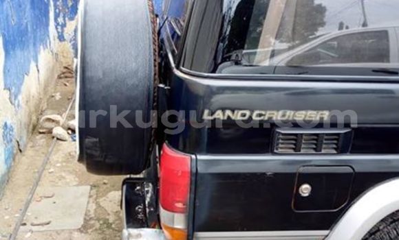 Acheter Occasion Voiture Toyota Land Cruiser Noir à Bujumbura, Bujumbura Acheter Occasion Voiture Toyota Land Cruiser Noir à Bujumbura, Bujumbura