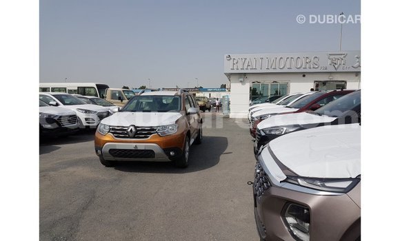 Buy Import Renault 19 Green Car in Import - Dubai in Bujumbura Buy Import Renault 19 Green Car in Import - Dubai in Bujumbura
