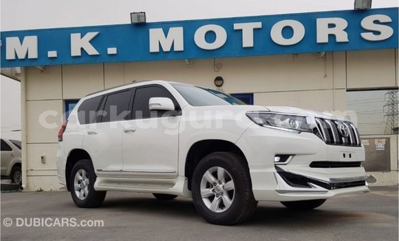Acheter Import Voiture Toyota Prado Blanc à Import - Dubai, Bujumbura Acheter Import Voiture Toyota Prado Blanc à Import - Dubai, Bujumbura