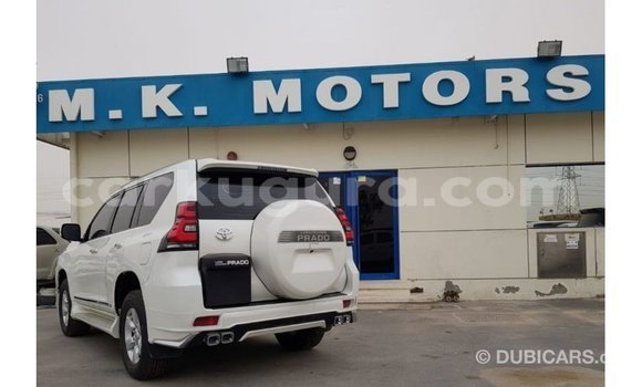Acheter Import Voiture Toyota Prado Blanc à Import - Dubai, Bujumbura Acheter Import Voiture Toyota Prado Blanc à Import - Dubai, Bujumbura