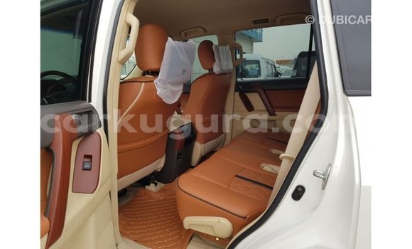 Acheter Import Voiture Toyota Prado Blanc à Import - Dubai, Bujumbura Acheter Import Voiture Toyota Prado Blanc à Import - Dubai, Bujumbura