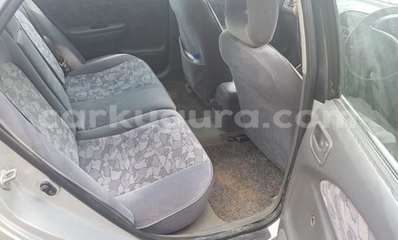 Acheter Occasion Voiture Toyota Avensis Gris à Bujumbura, Bujumbura Acheter Occasion Voiture Toyota Avensis Gris à Bujumbura, Bujumbura