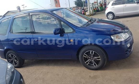 Acheter Occasion Voiture Toyota Spacio Bleu à Bujumbura, Bujumbura Acheter Occasion Voiture Toyota Spacio Bleu à Bujumbura, Bujumbura