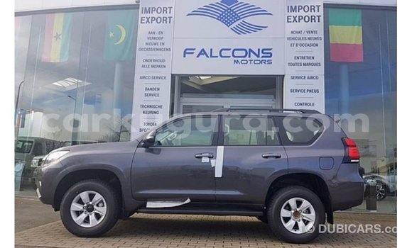 Nunua Imported Toyota Prado Nyeusi Gari ndani ya Import - Dubai nchini Bujumbura Nunua Imported Toyota Prado Nyeusi Gari ndani ya Import - Dubai nchini Bujumbura