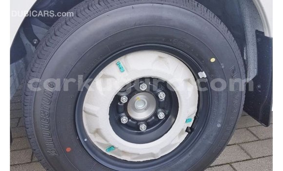 Buy Import Toyota Hiace White Car in Import - Dubai in Bujumbura Buy Import Toyota Hiace White Car in Import - Dubai in Bujumbura