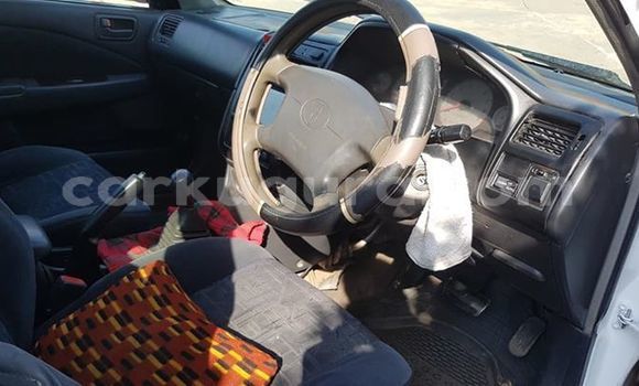 Acheter Occasion Voiture Toyota Carina Blanc à Bujumbura, Bujumbura Acheter Occasion Voiture Toyota Carina Blanc à Bujumbura, Bujumbura