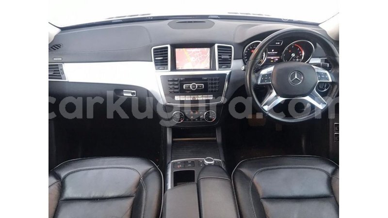 Big with watermark mercedes benz gle bujumbura import dubai 4864