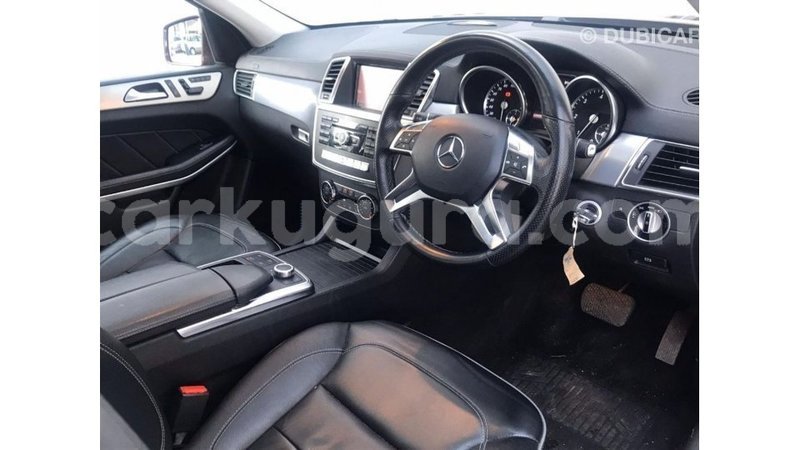 Big with watermark mercedes benz gle bujumbura import dubai 4864