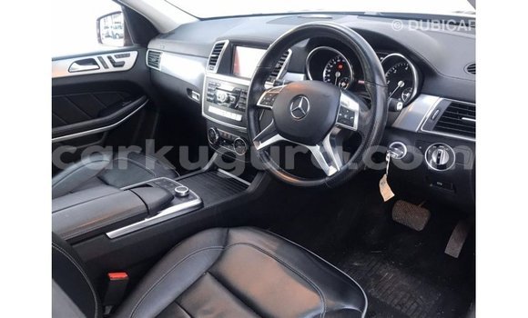 Acheter Import Voiture Mercedes-Benz GLE Noir à Import - Dubai, Bujumbura Acheter Import Voiture Mercedes-Benz GLE Noir à Import - Dubai, Bujumbura